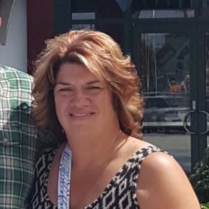 Meet your Posher, Debbie